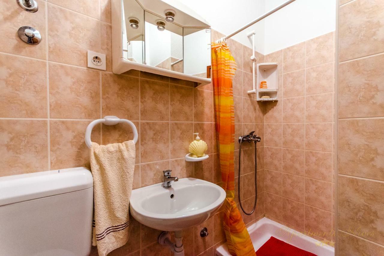 Apartments Nives Suhi Potok Jesenice  Dış mekan fotoğraf