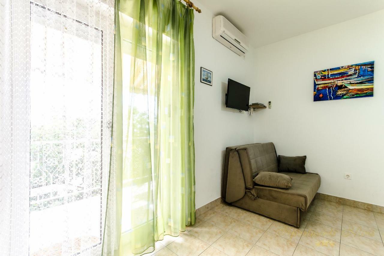 Apartments Nives Suhi Potok Jesenice  Dış mekan fotoğraf