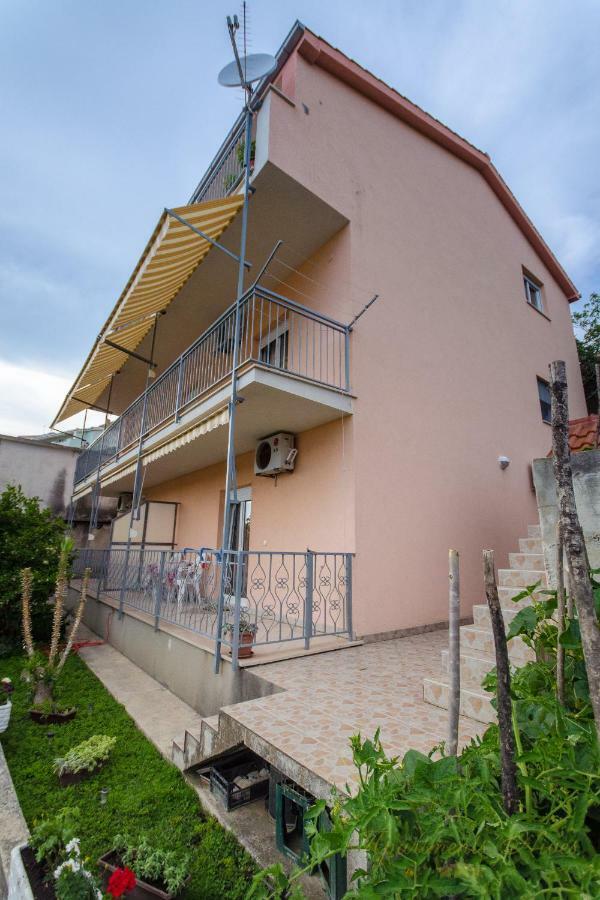 Apartments Nives Suhi Potok Jesenice  Dış mekan fotoğraf